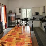 Au Mas De Cadoule بيت للعطل *